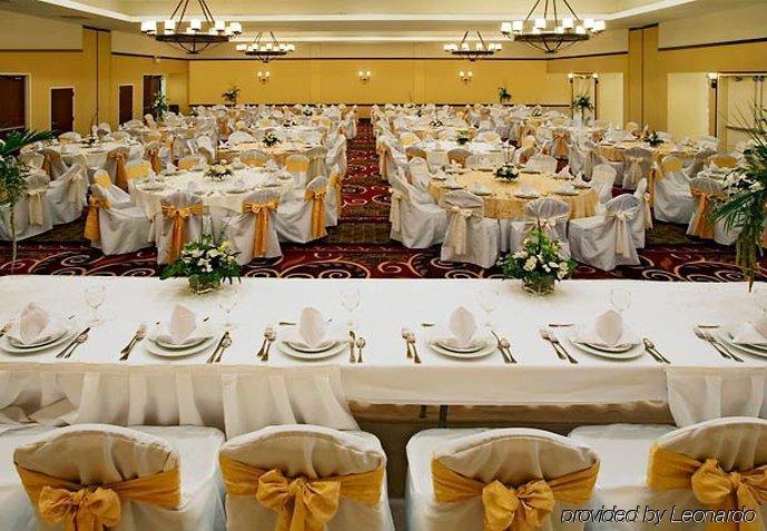 Courtyard By Marriott Beachfront 3*