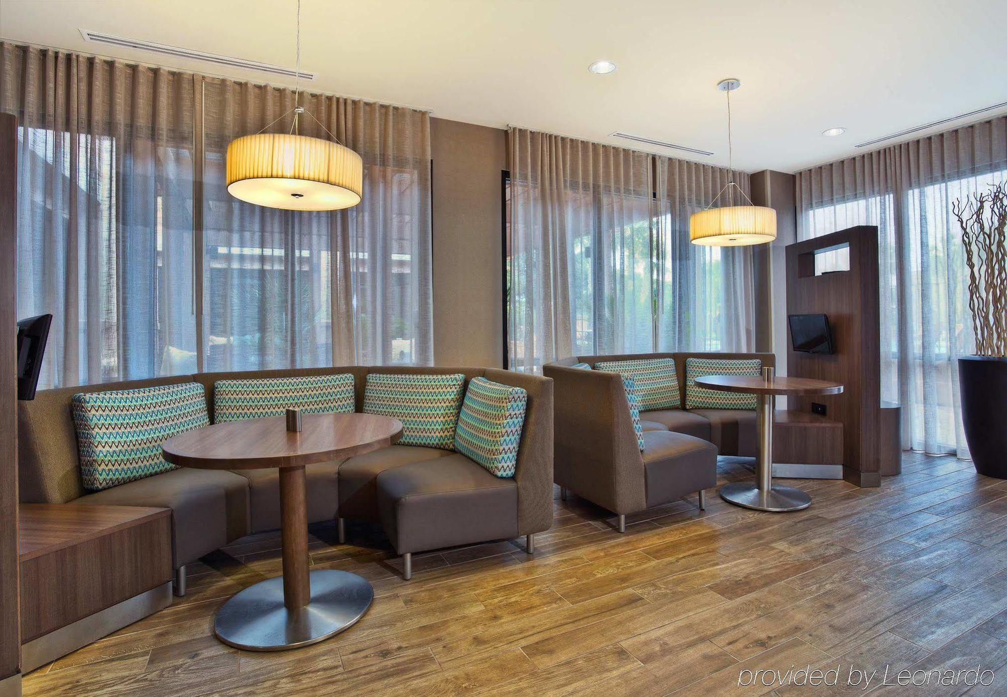 Courtyard By Marriott Beachfront 3*